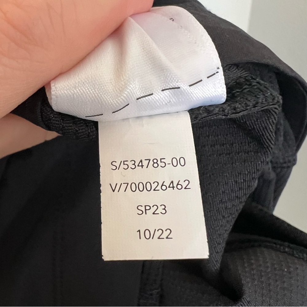 Athleta Venture Out Dress in Black - Picture 12 of 16